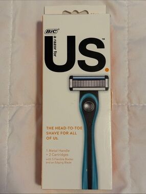 🖤 BIC Us Razor with Blades NWT